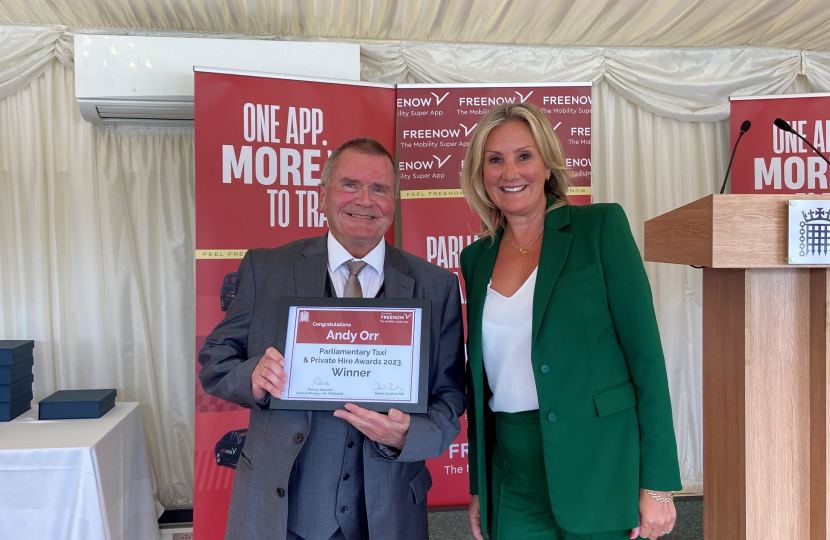 Dame Caroline Dinenage MP and Andrew Orr - Taxi Awards
